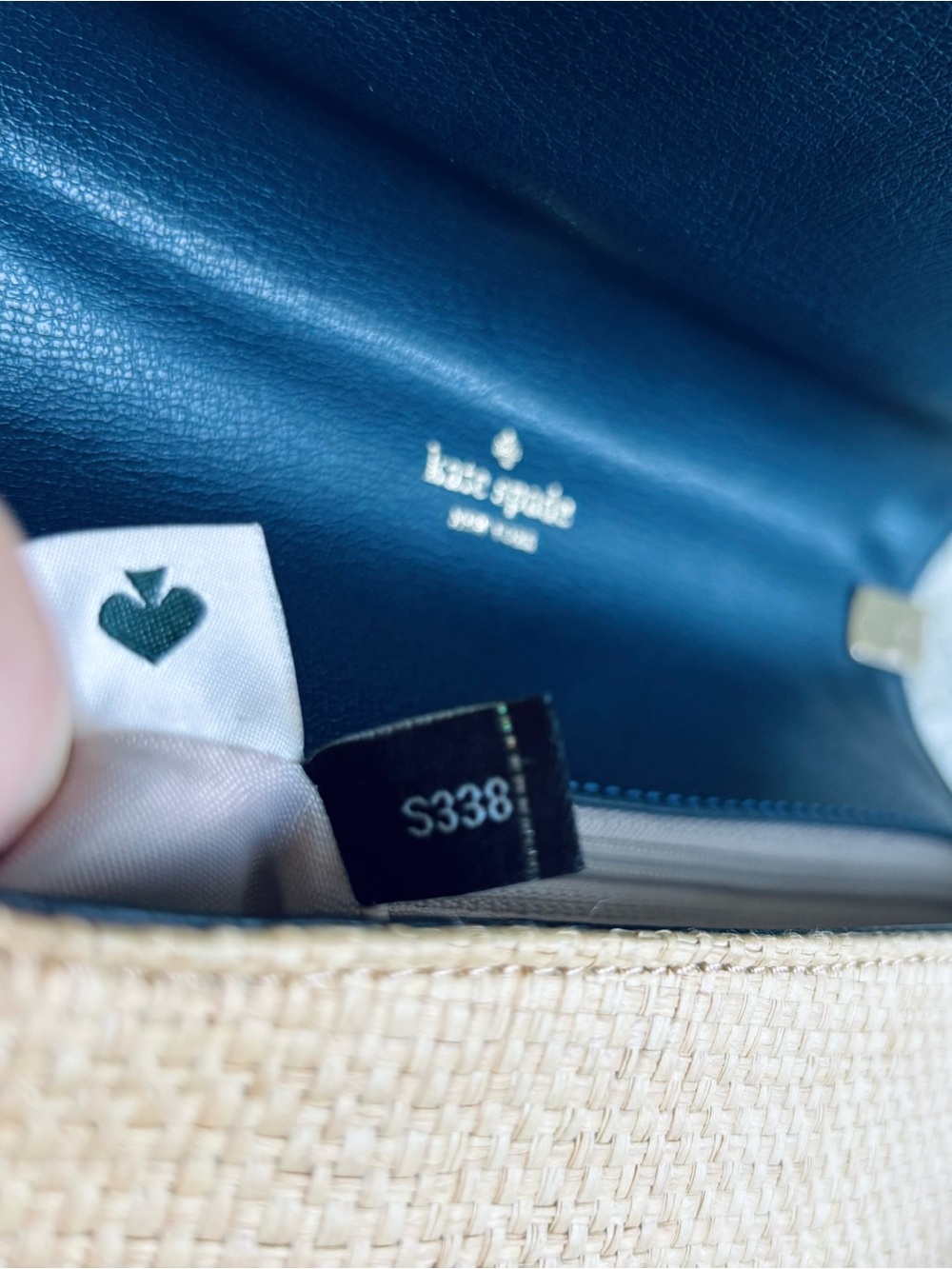 Kate Spade ‘Robyn’ Medium Chain Crossbody Bag Navy Leather and Woven Straw - Picture 9 of 9
